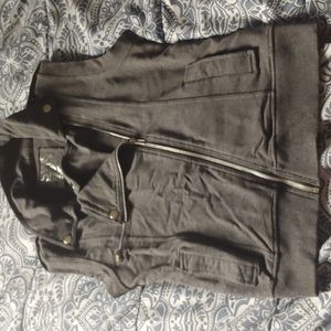 Medium adorable grey vest